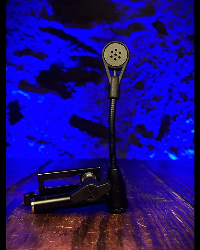 Fan Favorite Gold Tone ABS-D Banjo-Resonator Dynamic Guitar Mic *USED*