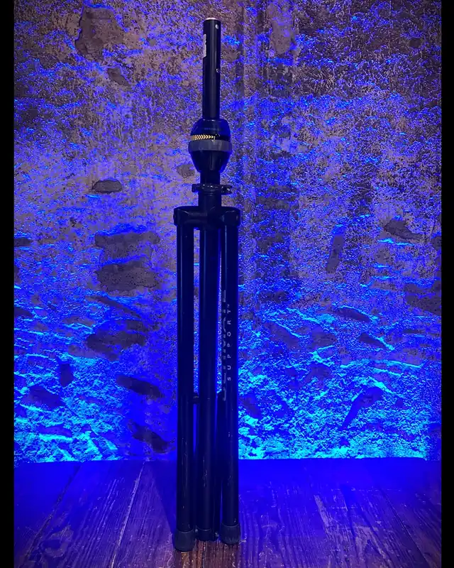 USS TS-90B TeleLock Series Aluminum Speaker Stand *USED* Deal
