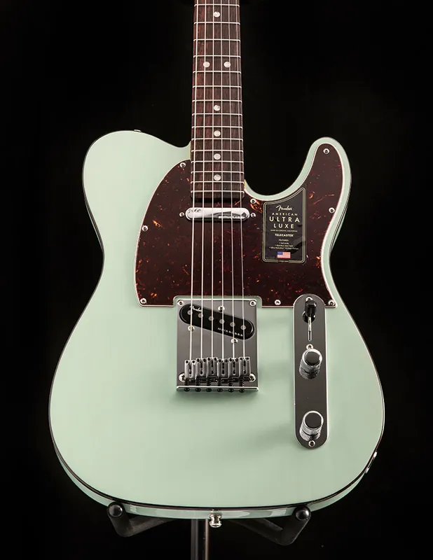Exclusive Fender American Ultra Luxe Telecaster Surf Green