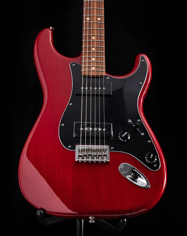 Hassle-Free Returns Fender Noventa Stratocaster Crimson Red
