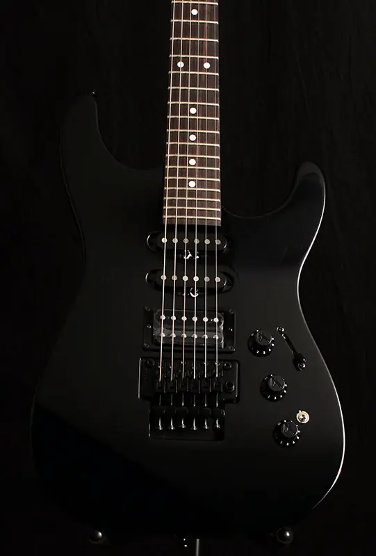 Fender Limited Edition HM Strat Black Fan Favorite
