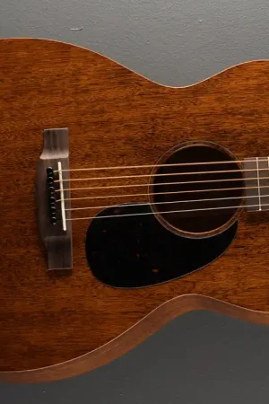 00-15M– Dave's Guitar Shop Best Seller