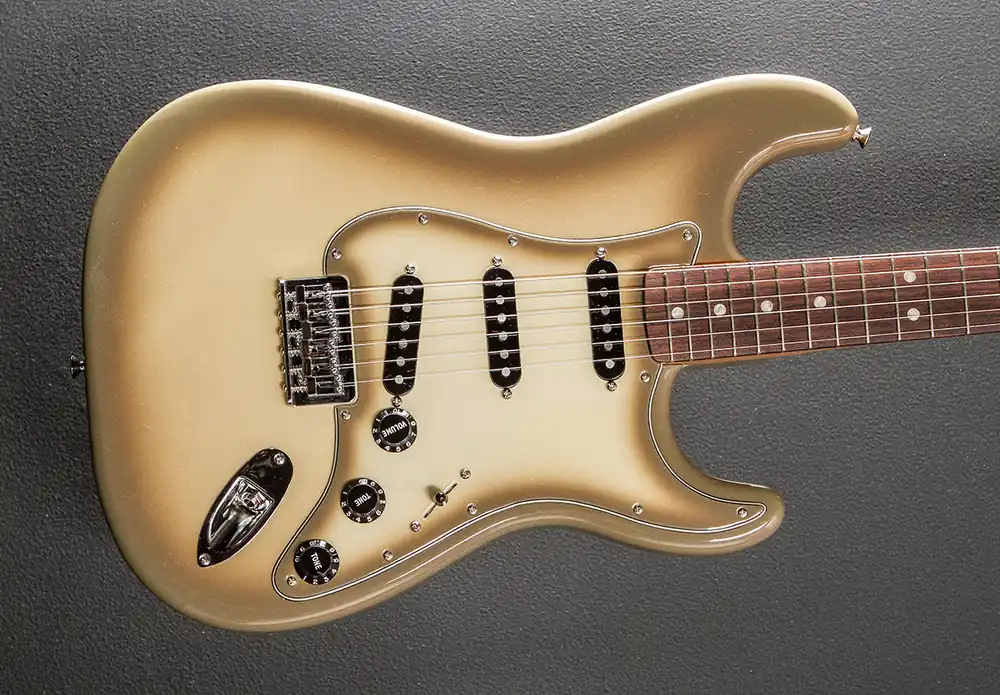 Save Now Used 70th Anniversary Vintera II Antigua Strat '24– Dave's Guitar Shop