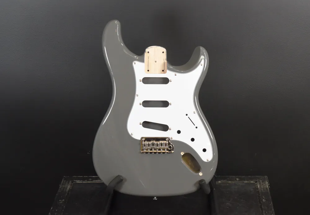 Best Seller SE Silver Sky Body, Recent– Dave's Guitar Shop