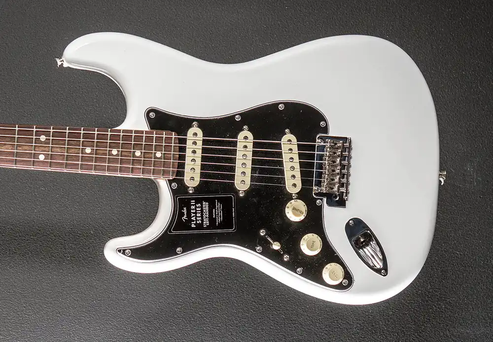 Fan Favorite Player II Stratocaster Left Hand - Polar White w/Rosewood– Dave's Guitar Shop