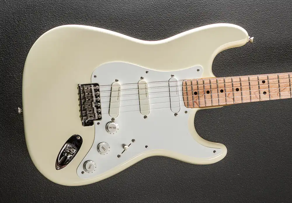 Best Seller Used Eric Clapton Strat '95– Dave's Guitar Shop