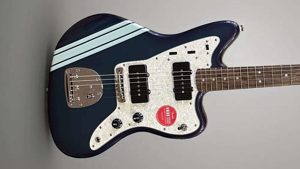 Shop Now Factory Special Run Classic Vibe 60's Jazzmaster - Competition Burgund– Dave's Guitar Shop