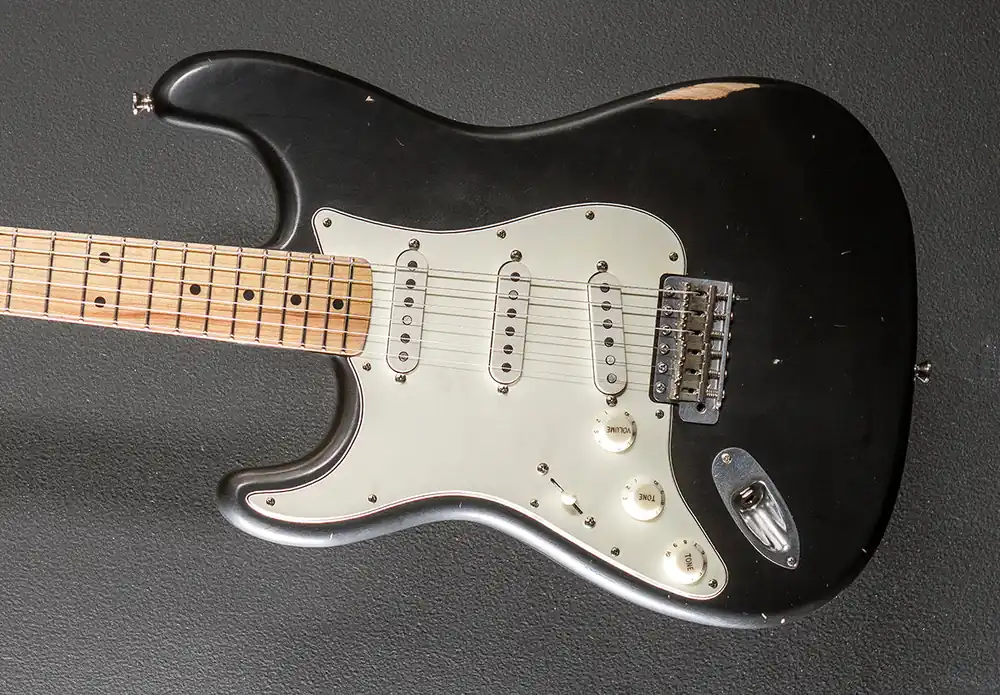 Price Drop S67 Left Hand - Black– Dave's Guitar Shop
