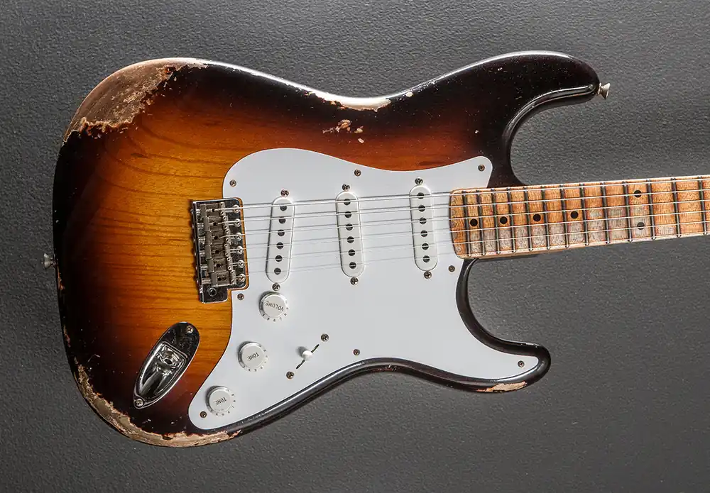 Fast Shipping Used Limited Edition 70th Anniversary 1954 Heavy Relic Strat '23– Dave's Guitar Shop