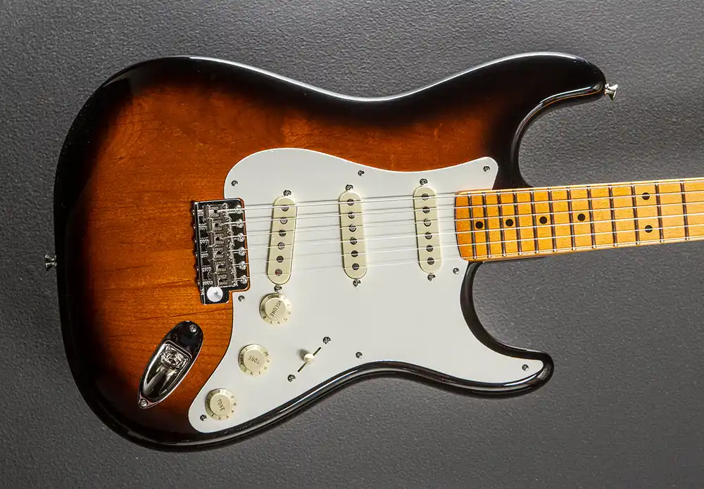 Super Sale Eric Johnson Stratocaster Maple - Two Color Sunburst– Dave's Guitar Shop