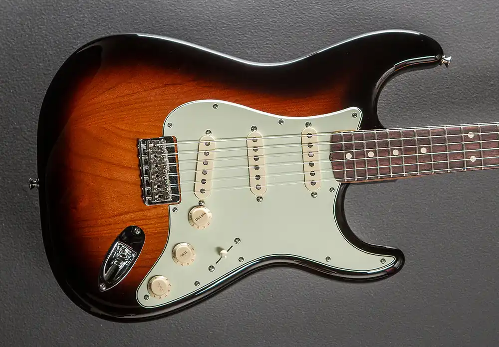 Trending Robert Cray Stratocaster - 3 Color Sunburst– Dave's Guitar Shop