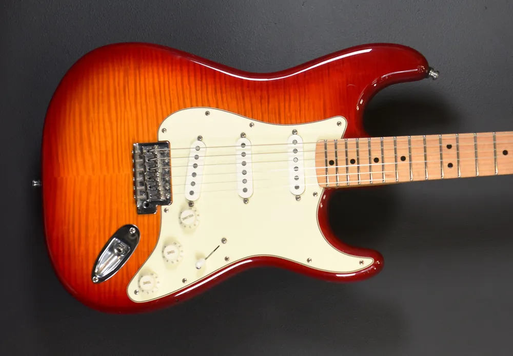 Used Standard Plus Top Strat '13– Dave's Guitar Shop Affordable
