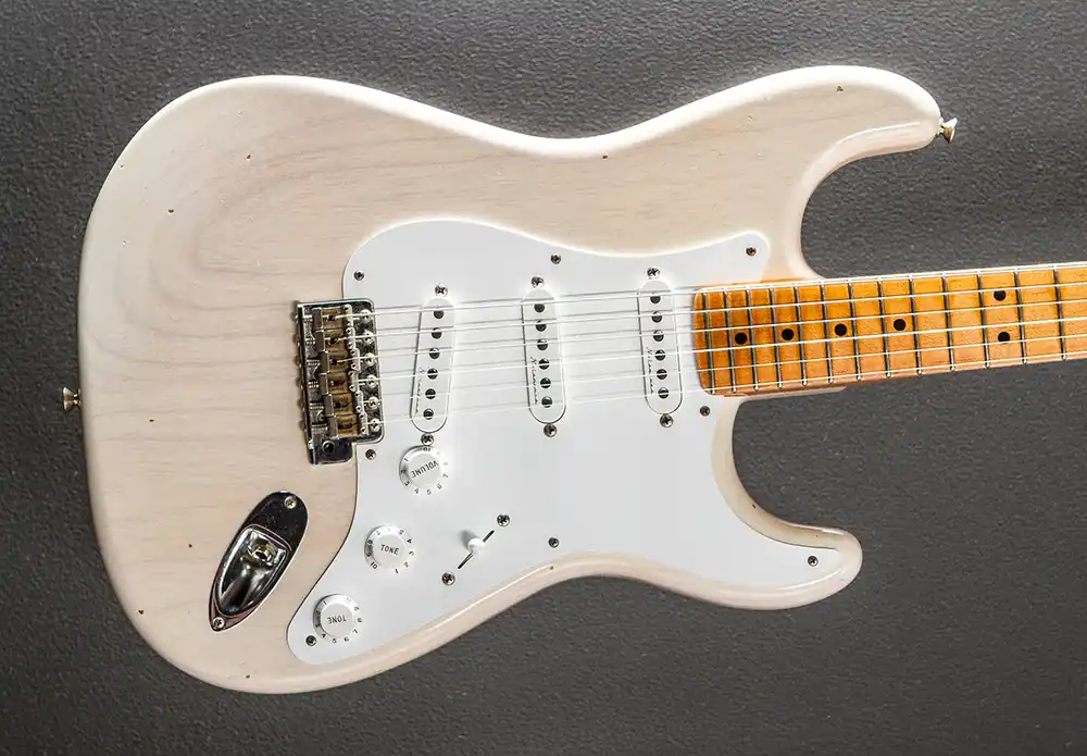Used Eric Clapton Signature Journeyman Relic Strat '18– Dave's Guitar Shop Buy Online