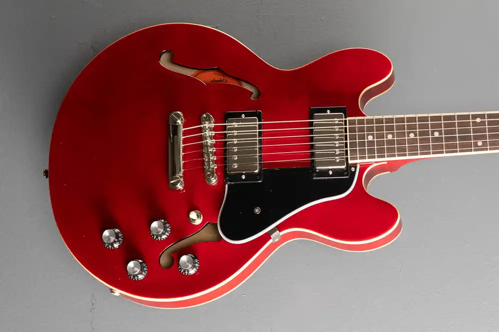 Free Returns ES-339 - Cherry– Dave's Guitar Shop