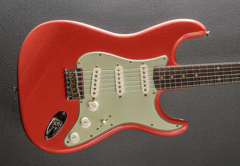 Latest 1960 Journeyman Relic Hardtail Strat– Dave's Guitar Shop