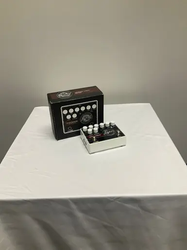 Trending Used Electro Harmonix (E/H) LESTER G DELUXE ROTARY SPEAKER Tremolo Pedal