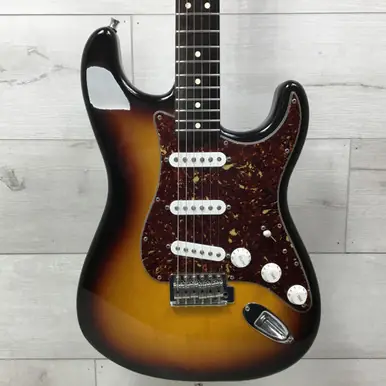 Time-Limited Used Fender STANDARD STRATOCASTER MIM 2005 S Type Electric Guitar Sunburst 6-String