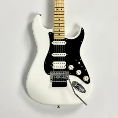 Used Fender Player Stratocaster HSS Floyd Rose Electric Guitar White 6-String Fresh Stock