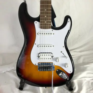 Must Have Used Squier AFFINITY STRAT JR S Type Electric Guitar Sunburst 6-String