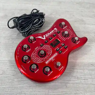 Used Behringer V-AMP 3 - Amp Modeler and Multi-effects Processor Special Discount