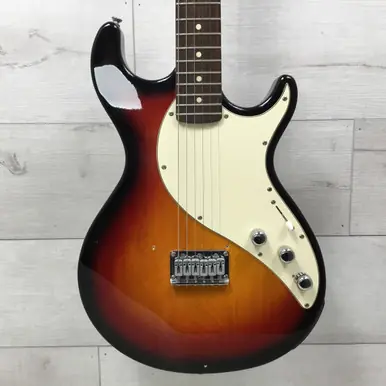 Bulk Order Used Line 6 VARIAX 300 MODELING GUITAR Electric Guitar Sunburst 6-String