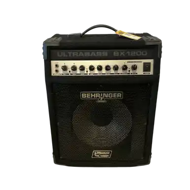 Latest Used Behringer ULTRA BX1200 1 x 10 Bass Combo Amplifier 1 x 10
