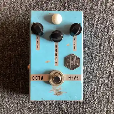 Hot Deal Used BEETRONICS OCTAHIVE Distortion Pedal