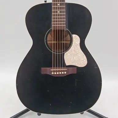 Used Art & Lutherie LEGACY FADED BLACK Solid Top Acoustic Guitar Black Luxury