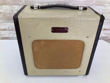 Big Sale Used Fender CHAMPION 600 TUBE COMBO 1 x 5 Tube Combo Amplifier 1 x 5
