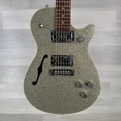 Deal Used Gretsch G2629 Electromatic Electric Guitar - Silver