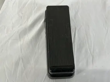 Used Dunlop MODEL 95 CRYBABY NO BATTERY DOOR Wah Pedal Save Now