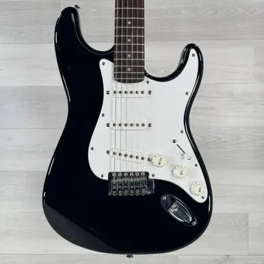 Used Squier Affinity Series Stratocaster Electric Guitar - Black Hassle-Free Returns