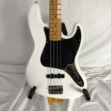 Used Fender PLAYER II JAZZ BASS J Type Bass Guitar White 4-String Sale