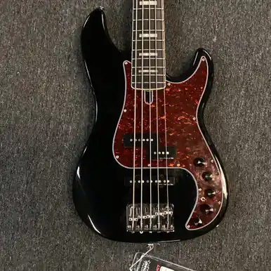 Handmade Used Sire MARCUS MILLER P7 5 Bass Guitar Black 5-String