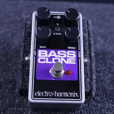 Used Electro Harmonix (E/H) BASS CLONE CHORUS PEDAL Chorus Pedal Exclusive