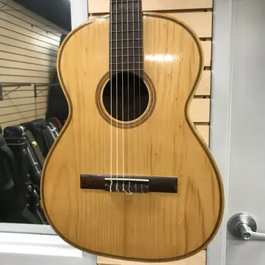 Used SAVONA AWN 20 CLASSICAL Solid Top Acoustic Guitar Natural Handmade