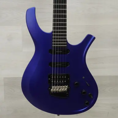 Used Parker DF524 Offset Double Cutaway Electric Guitar Blue 6-String Bargain