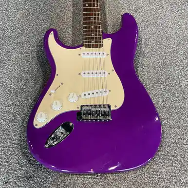 Used SQUIER STANDARD SERIES STRATOCASTER Best Seller