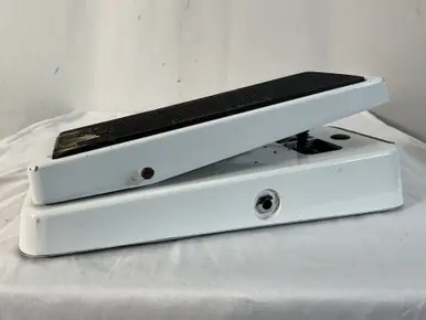 Used Dunlop CRYBABY BASS Wah Pedal Get Yours