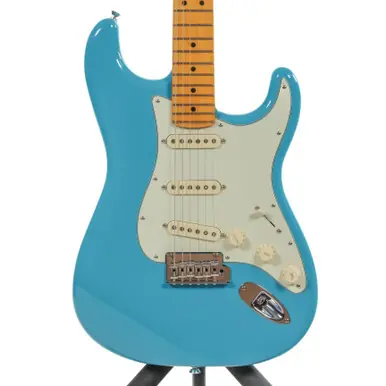 Instant Buy Used Fender AMERICAN PROFESSIONAL II STRATOCASTER S Type Electric Guitar Blue 6-String