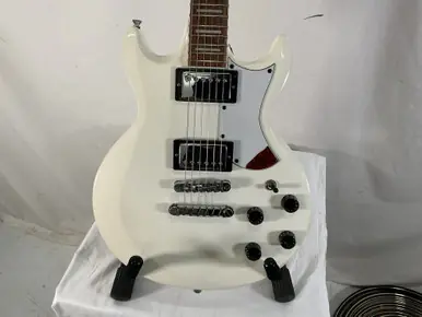 Authentic Used Ibanez AX120 Double Cut Electric Guitar White 6-String