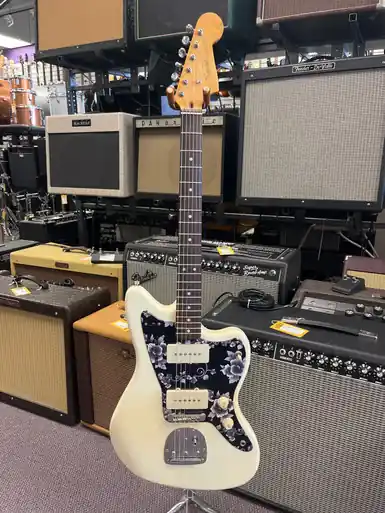 Used Squier J MACSIS JAZZMASTER Offset Double Cutaway Electric Guitar White 6-String Limited Edition