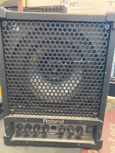 Luxury Used Roland CM-30 1 x 10 Solid State Amplifier 1 x 10