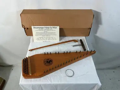 Used DREAM SINGER PSALTRY HARP Guitar Trending