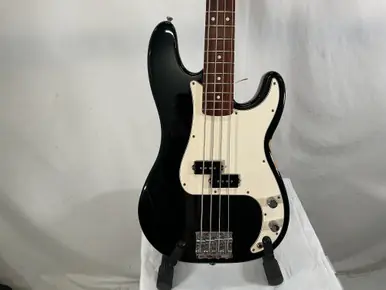 Used Fender STANDARD PRECISION BASS MIM P Type Bass Guitar Black 4-String Viral
