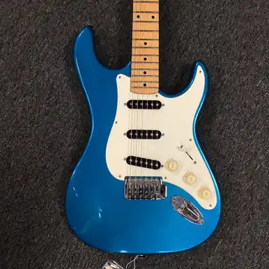 Used Samick VALLEY ARTS CUSTOM PRO S Type Electric Guitar Blue 6-String Money Back Guarantee