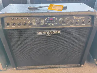 Used Behringer VAMPIRE Solid State Guitar Amp 1 x 12 Instant Buy