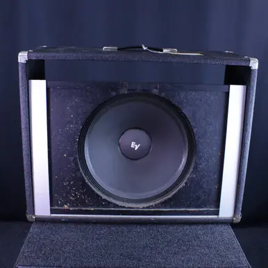Get Yours Used Peavey CAB BASS WITH EVM 15B SPEAKER 1 x 15 Bass Guitar Cabinet 1 x 15
