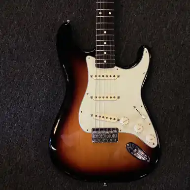 Used Fender STRATOCASTER ROBERT CRAY S Type Electric Guitar Sunburst 6-String Certified
