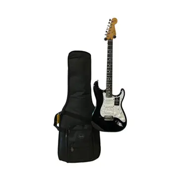 Authentic Used Fender STRATOCASTER PLAYER II MODIFIED W/GIGBAG S Type Electric Guitar Black 6-String